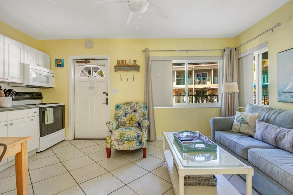 Five Palms Vacation Rentals- Daily - Weekly - Monthly Clearwater Beach Exterior photo