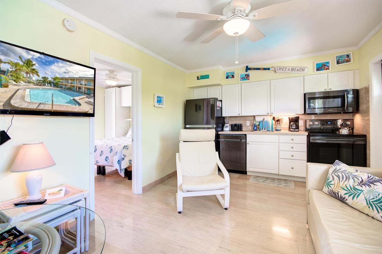 Five Palms Vacation Rentals- Daily - Weekly - Monthly Clearwater Beach Exterior photo